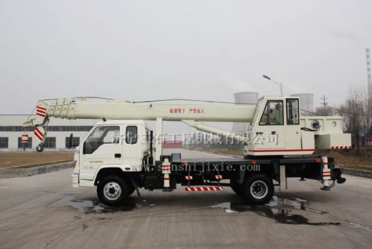 點擊查看詳細信息<br>標題：10噸汽車吊 閱讀次數(shù)：3654
