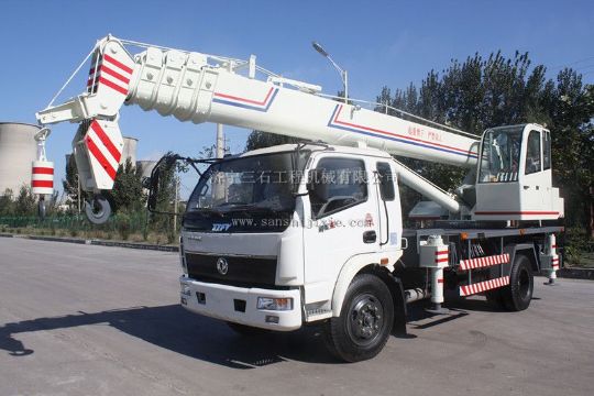 點(diǎn)擊查看詳細(xì)信息<br>標(biāo)題：12-16噸汽車(chē)吊 閱讀次數(shù)：4790