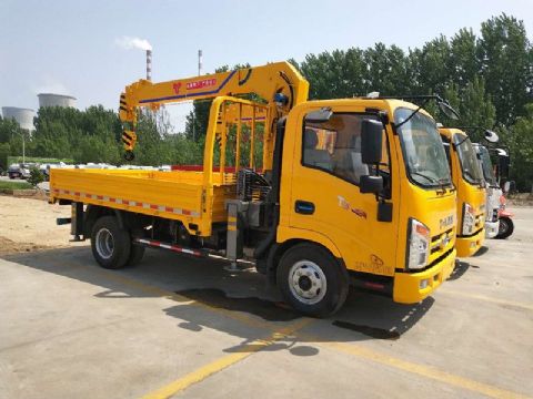 點(diǎn)擊查看詳細(xì)信息<br>標(biāo)題：3.2噸唐駿隨車吊 閱讀次數(shù)：2262