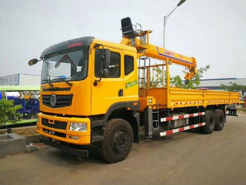 點擊查看詳細信息<br>標題：12噸前二后八隨車吊 閱讀次數(shù)：2290