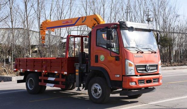 點(diǎn)擊查看詳細(xì)信息<br>標(biāo)題：3.2噸大運(yùn)隨車吊 閱讀次數(shù)：2457