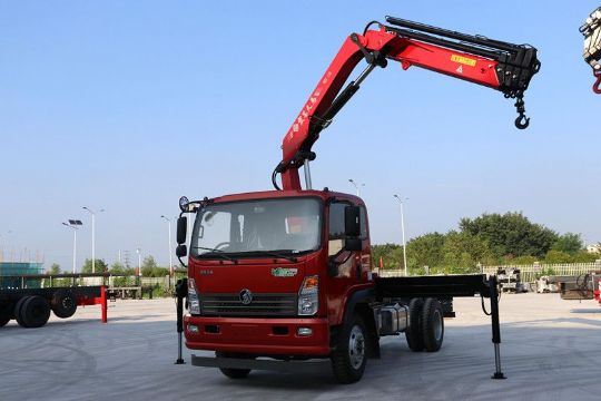 點擊查看詳細信息<br>標題：6.3噸折臂吊 閱讀次數(shù)：3298