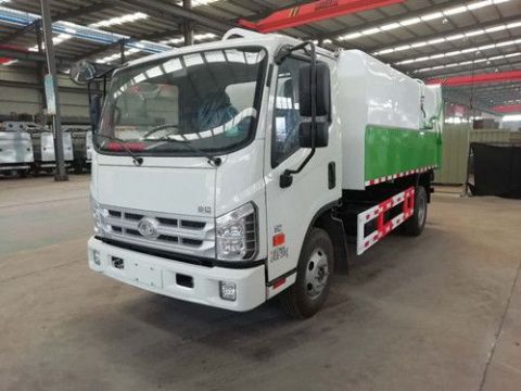 點(diǎn)擊查看詳細(xì)信息<br>標(biāo)題：9方柴油垃圾車 閱讀次數(shù)：3838