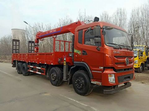 點擊查看詳細信息<br>標題：16噸東風隨車吊 閱讀次數(shù)：4050
