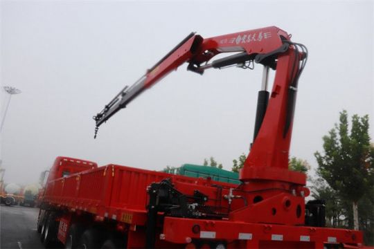 點擊查看詳細信息<br>標題：SQ5S3  5噸折疊臂 閱讀次數(shù)：3713